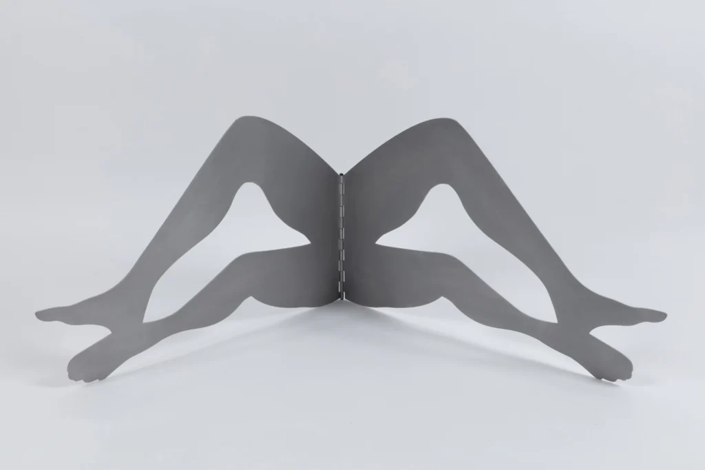 Papallones, 2019 alumini 58 x 115 x 60 cm, 67 x 100 x 50 cm, 65 x 93 x 43 cm